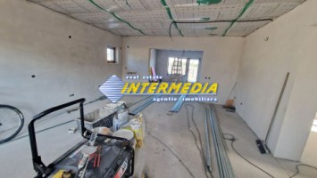 vanzare-casa-pe-un-singur-nivel-alba-micesti-cu-432-mp-teren-finisata-si-racordata-la-toate-utilitatiile-7