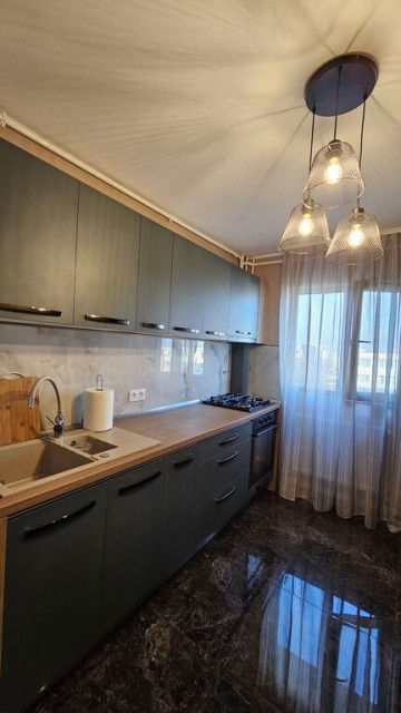 republicii-3cam-dec49-la-cheierenovatmobilat-125000-euro-16