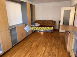 apartament-3-camere-70-mp-cetate-mercur-etaj-1-cetate-finisat-13