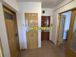 apartament-2-camere-decomandat-50-mp-de-vanzare-alba-iulia-cetate-zona-m-uri-6