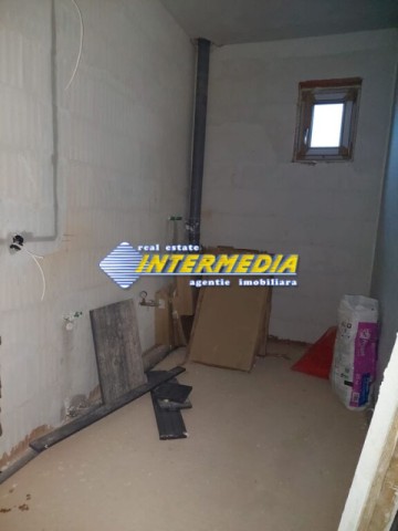apartament-cu-3-camere-in-bloc-nou-de-vanzare-cetate-3