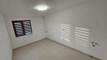 baicoi-casa-2025-3cam-a-110mp-ter-1720-mp-d-43-ml-236000-euro-5