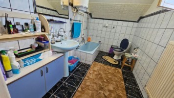 baicoi-casa-pe-ter-1354mp-pret-locuintaactiv-comerciale-149000-euro-22
