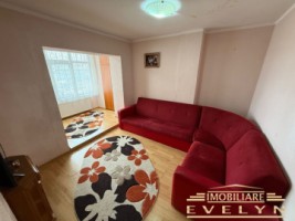de-inchiriat-apartament-3-camere-zona-piata-mare