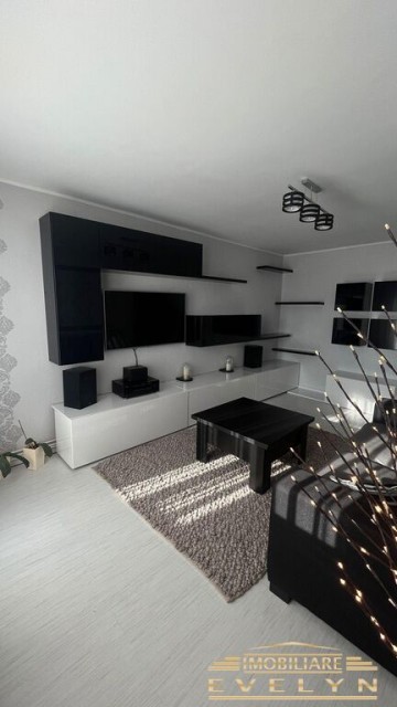 de-vanzare-apartament-5-camere-133-mp-utili-zona-mall-2