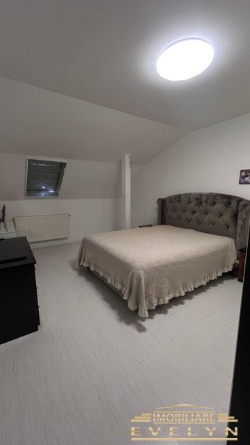 de-vanzare-apartament-5-camere-133-mp-utili-zona-mall-10