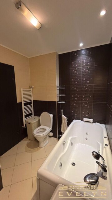 de-vanzare-apartament-5-camere-133-mp-utili-zona-mall-13