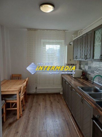 vanzare-apartament-2-camere-decomandat-54-mp-finisat-si-utilat-alba-iulia-cetate-8
