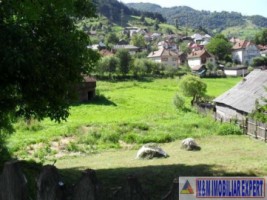 teren-intravilan-2200-mp-de-vanzare-in-campulung-muscel-arges