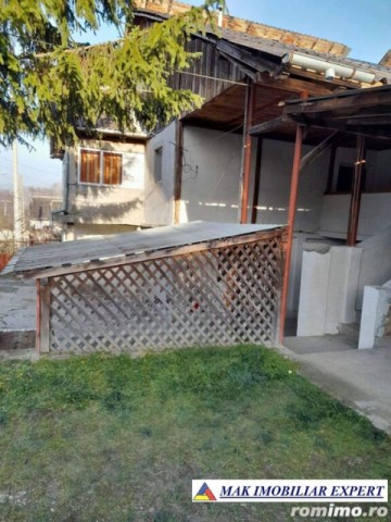 vand-vila-6-camere-cu-teren-de-1000-mp-mioveni-stalpeni-arges-1