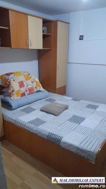 vand-vila-6-camere-cu-teren-de-1000-mp-mioveni-stalpeni-arges-5