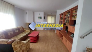 apartament-cu-2-camere-de-inchiriat-la-casa-zona-cetate