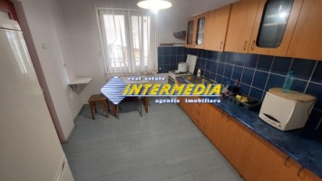 apartament-cu-2-camere-de-inchiriat-la-casa-zona-cetate-3