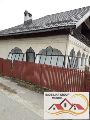 casa-3-camere-si-teren-intravilan-in-suprafata-de-800-mp-in-stoenesti-arges-pret50000-euro-2