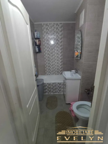 de-vanzare-apartament-2-camere-zona-primaverii-bcr-6