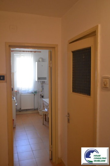 apartament-cu-doua-camere-busteni-13