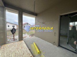 vanzare-casa-noua-2025-de-120-mp-pe-un-nivel-cu-523-mp-teren-finisata-la-cheie-panouri-curte-imprejmuita-13