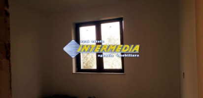 casa-noua-superba-in-zona-cetate-pe-un-nivel-11