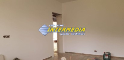 casa-noua-superba-in-zona-cetate-pe-un-nivel-10