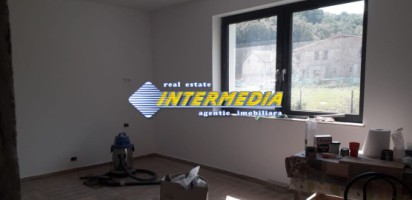 casa-noua-superba-in-zona-cetate-pe-un-nivel-21