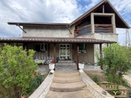 casa-spatioasa-cu-teren-generos-curtesti-botosani-confort-liniste-si-siguranta-pentru-familia-ta-1
