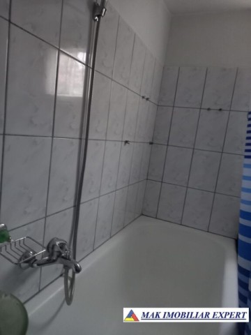 vand-apartament-3-camere-confort-1-etaj-3-lacul-tei-bucuresti-sector-2-7