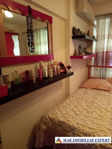 vand-apartament-3-camere-confort-1-etaj-3-lacul-tei-bucuresti-sector-2-9