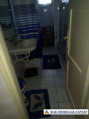 vand-apartament-3-camere-confort-1-etaj-3-lacul-tei-bucuresti-sector-2-19