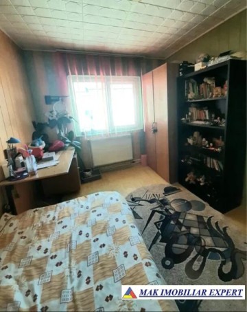 vand-apartament-3-camere-confort-1-et-4-in-grui-campulung-muscel-arges-3