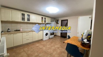 casa-de-vanzare-dp1-garaj-dublu-2-terase-mari-si-925-mp-teren-in-alba-iulia-cetate-finisata-43