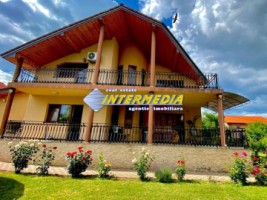 casa-de-vanzare-dp1-garaj-dublu-2-terase-mari-si-925-mp-teren-in-alba-iulia-cetate-finisata-52
