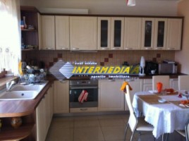 casa-de-vanzare-dp1-garaj-dublu-2-terase-mari-si-925-mp-teren-in-alba-iulia-cetate-finisata-60