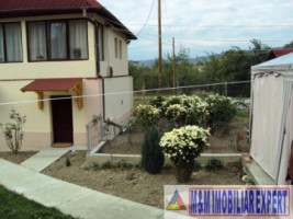 casa-cu-6-camere-si-teren-de-8387-mp-poienarii-de-muscel-arges-6