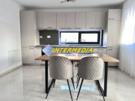 casa-noua-de-inchiriat-in-cetate-mobilata-si-utilata-complet-14