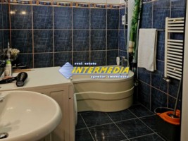 apartament-4-camere-centru-bloc-nou-balcon-mare-boxa-loc-parcare-garaj-optional-7