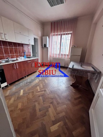 inchiriez-spatiu-birou-3-camere-decomandate109-mp-zona-centrala-5