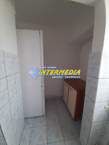 vanzare-garsoniera-32-mp-cetate-parc-alba-mobilata-si-utilata-complet-4