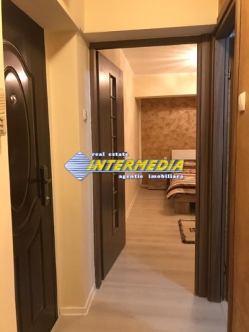 garsoniera-de-inchiriat-alba-iulia-centru-ultracentral-finisata-mobilata-utilata-nou-3