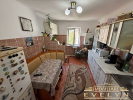 vanzare-apartament-4-camere-decomandat-78-mp-str-imparat-traian-scoala-nr11-2