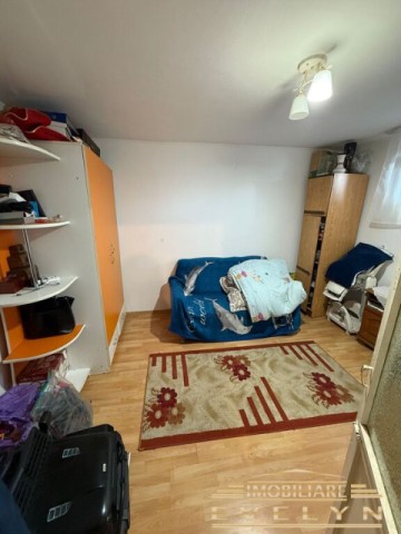 vanzare-apartament-4-camere-decomandat-78-mp-str-imparat-traian-scoala-nr11-5