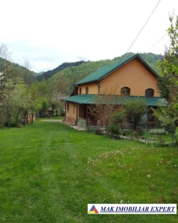 de-vanzare-vila-5-camere-cu-teren-de-1100-mp-in-dragoslavele-arges
