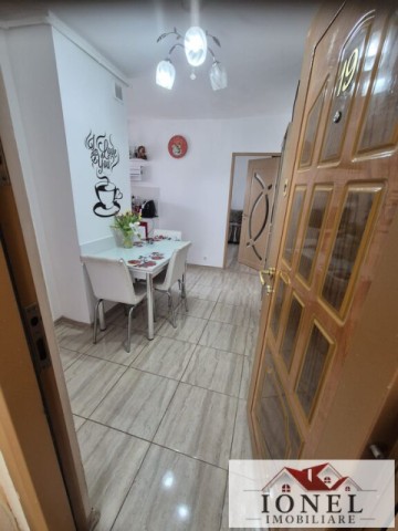 apartament-doua-camere-decomandat-de-vanzare-in-brasov-1