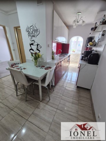 apartament-doua-camere-decomandat-de-vanzare-in-brasov-8