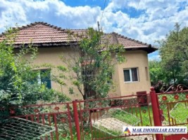 vand-casa-4-camere-teren-600-mp-leresti-arges