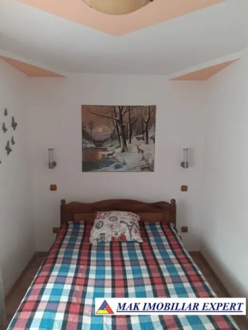 ocupat-ian-2026-apartament-2-camere-cf-3-et14-campulung-2