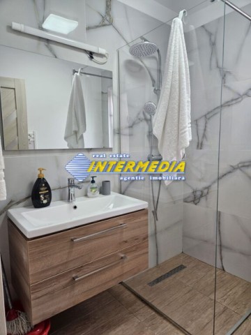 inchiriere-apartament-2-camere-centru-bloc-nou-curte-si-loc-parcare-mobilat-si-utilat-complet-7