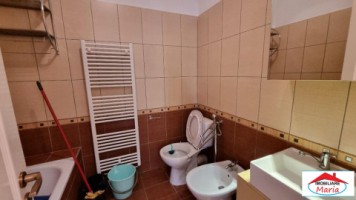 apartament-3-camere-zona-centrala-cu-parcare-de-inchiriat-11