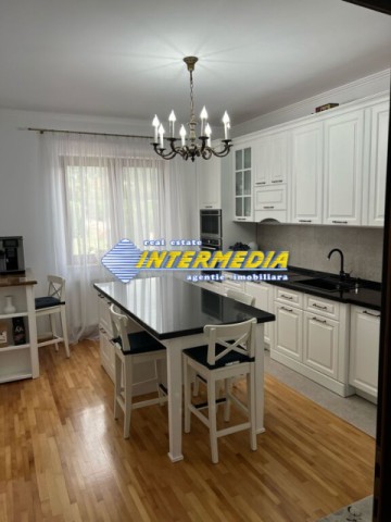 casa-noua-de-vanzare-construita-pe-un-nivel-in-zona-cetate-super-finisata-si-mobilata-complet-1