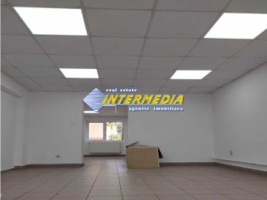 inchiriere-spatiu-comercial-105-mp-la-bulevard-cu-vad-si-parcare