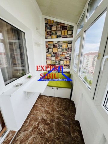 inchiriez-apartament-4-camere-decomandat-zona-mihai-viteazul-langa-biserica-13